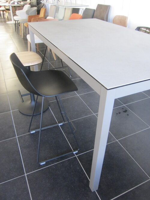 keramische-tafel-altea-mobliberica-outlet-2dehands-toonzaalmodel