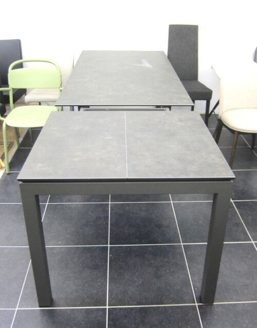 verlengbare-keramische-tafel-julia-mobliberica-outlet-2dehands-toonzaalmodel